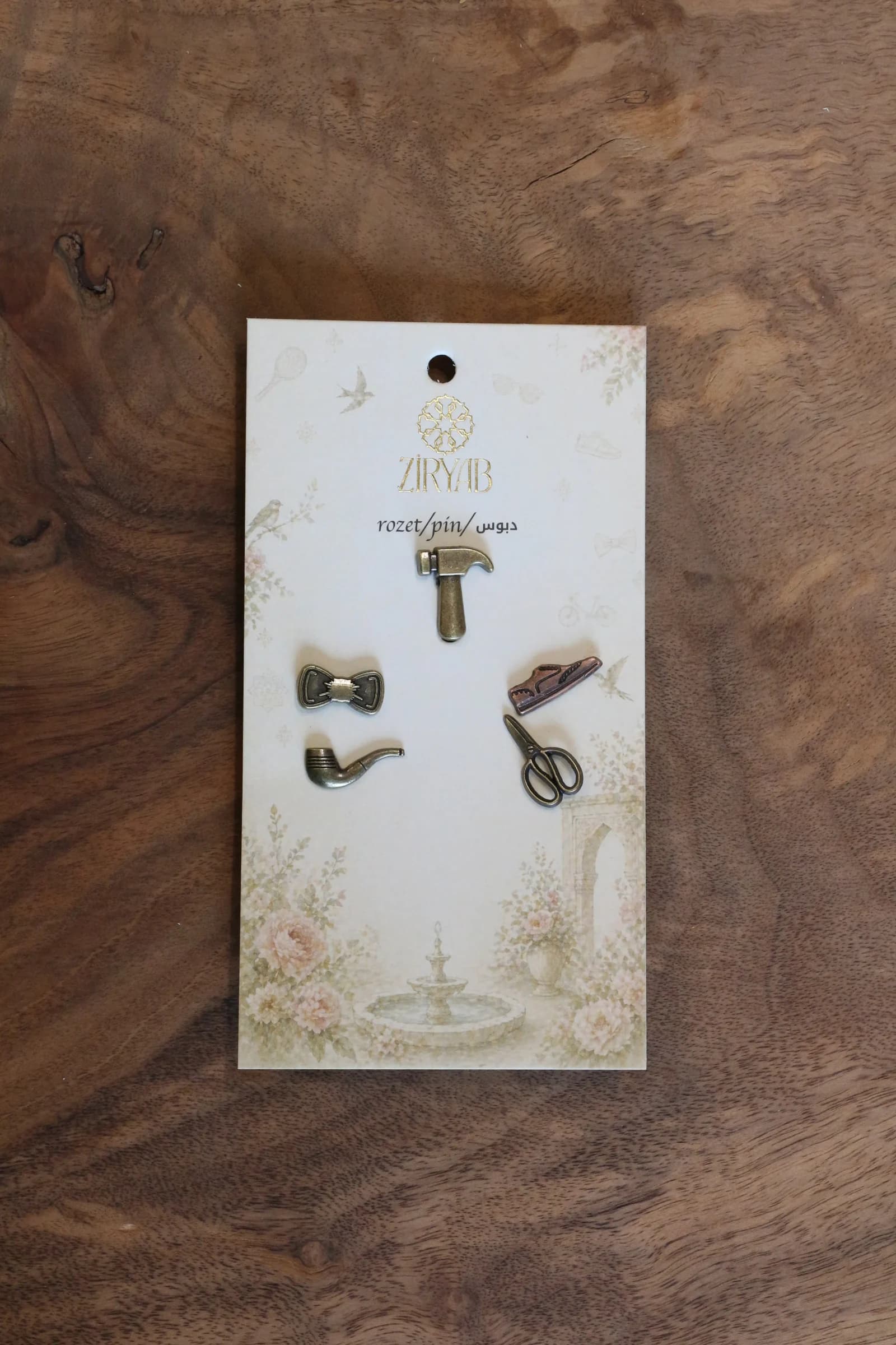 Anstecker-Set Fünf Charaktere