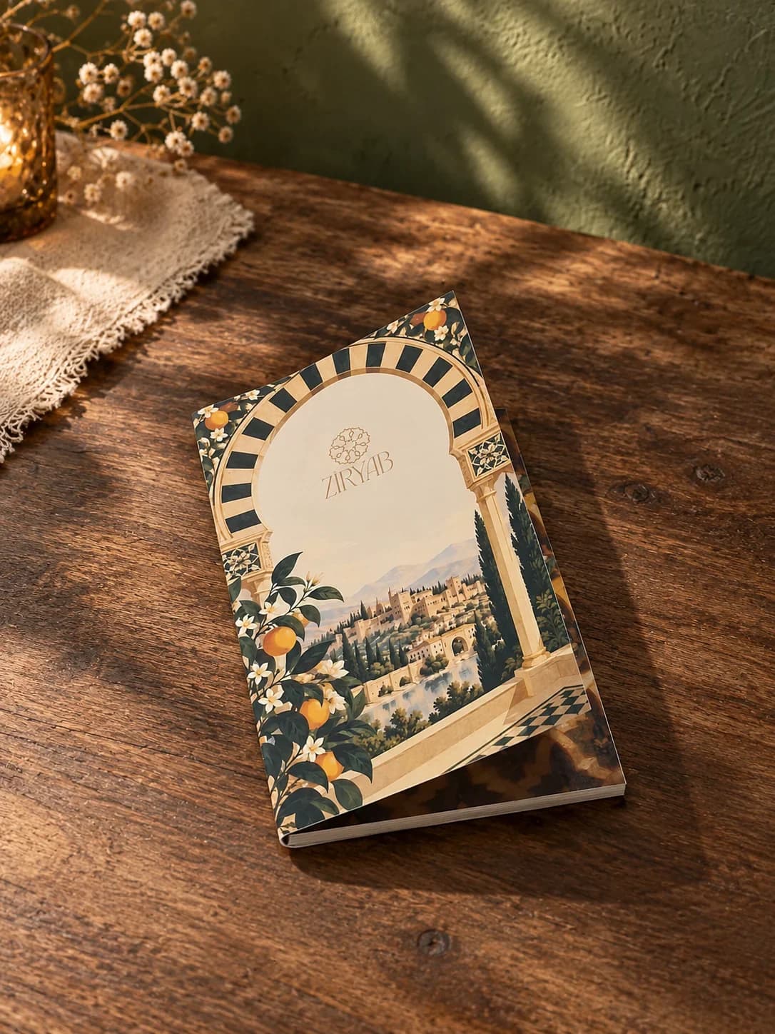 Notizbuch mit andalusischen Mustern